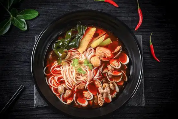 蒋麻重庆火锅米线