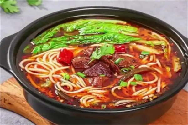 枫味源砂锅米线