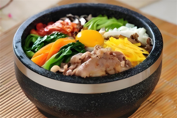 诚吉石韩石锅拌饭