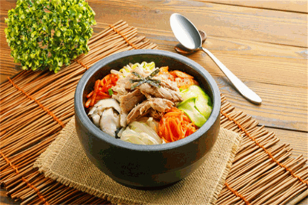 诚吉石韩石锅拌饭