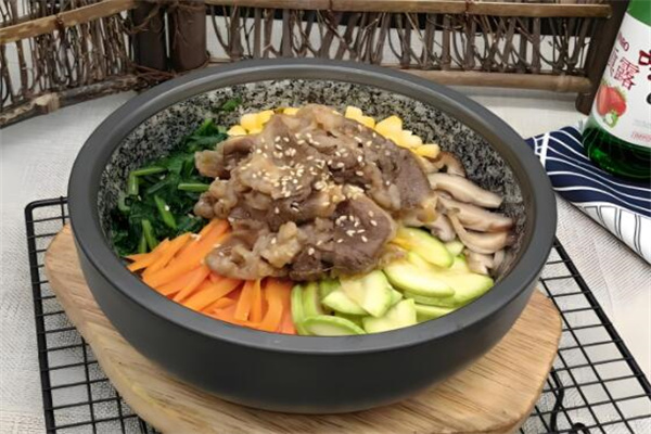 韩林膳石锅拌饭 韩林膳石锅拌饭