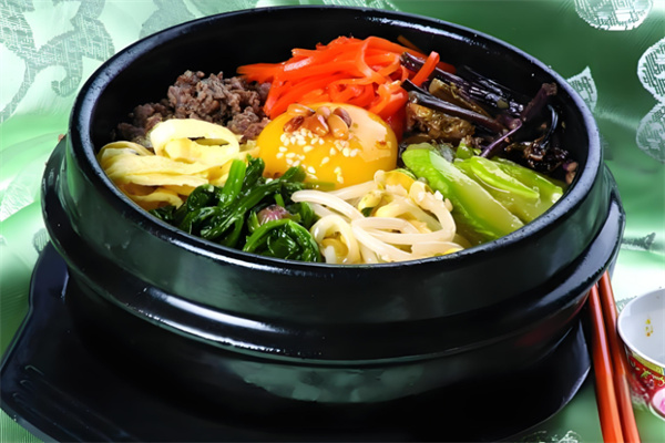 思咪达石锅拌饭
