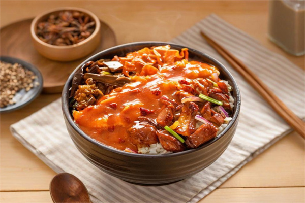 琪琪烤肉拌饭