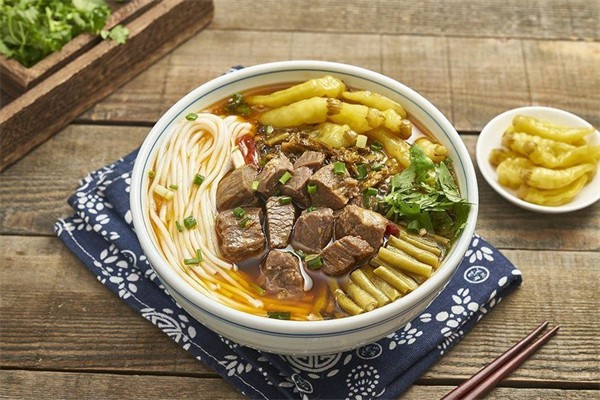 夕午泡椒牛肉米线