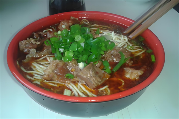 椒椒新派牛肉米线