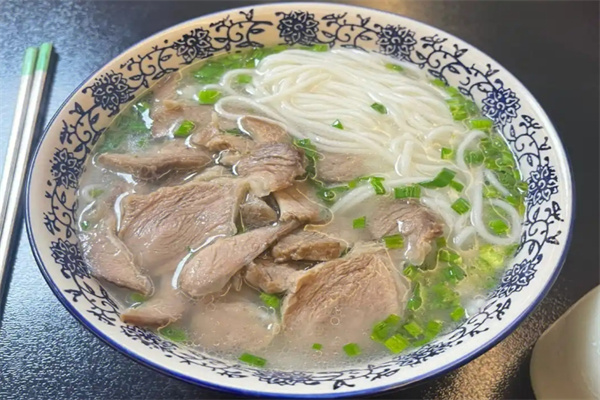 李记羊肉米线