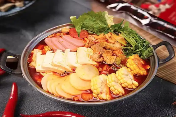 呷呷火锅店