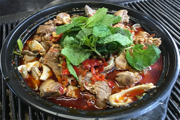 黑山羊火锅