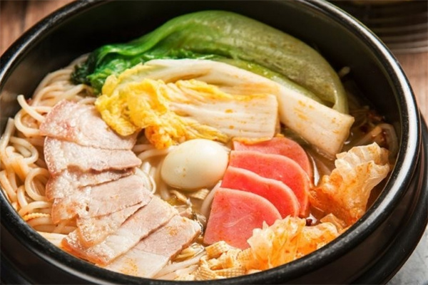 朕有料四鲜米线