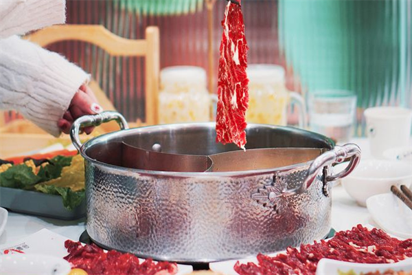 潮牛一号鲜牛肉火锅