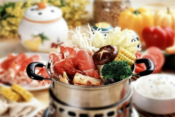 时尚潮吧旋转小火锅