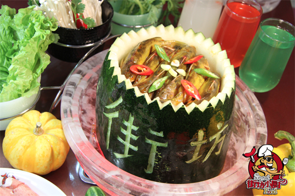 街坊小厨花式瓜鲜锅火锅