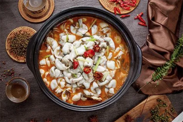 拾锅百味酸菜鱼火锅