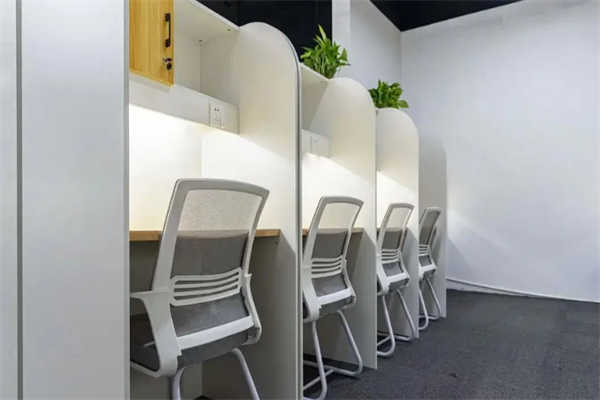 鱼跃超级AI智习室