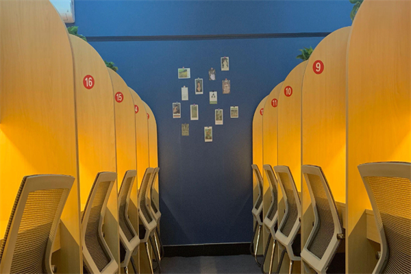 育星教育Ai智能自习室 育星教育Ai智能自习室