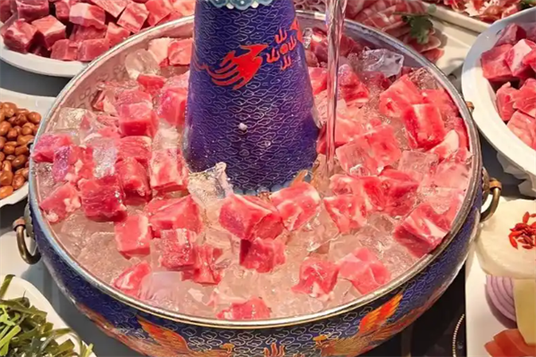 羊三疯冰煮羊火锅