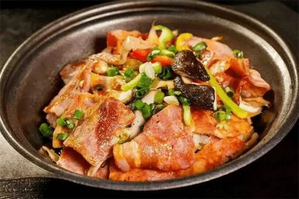 华姐干锅煎肉饭烤肉