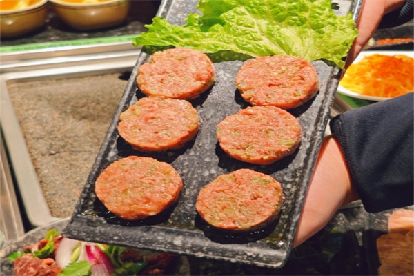 石缘石板烤肉