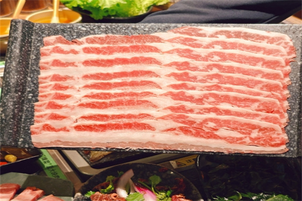 石缘石板烤肉