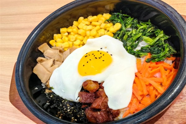 粒粒香烤肉拌饭