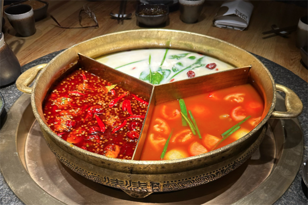 奔驰老火锅