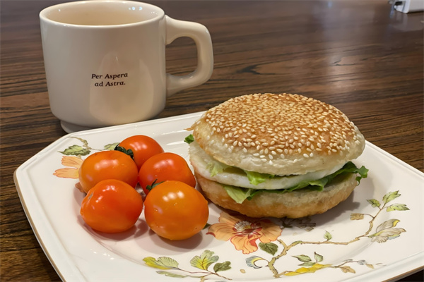麦嘉多炸鸡汉堡茶饮
