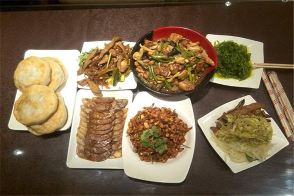 饭小圈家烤肉拌饭 饭小圈家烤肉拌饭