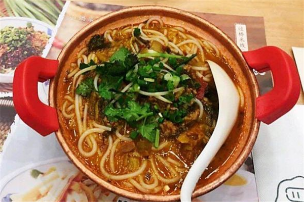 滇月小锅米线加盟