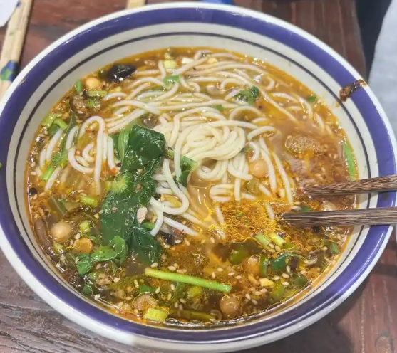 傣三鲜小锅米线加盟