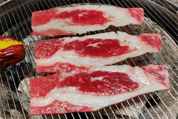 AA主人烤肉