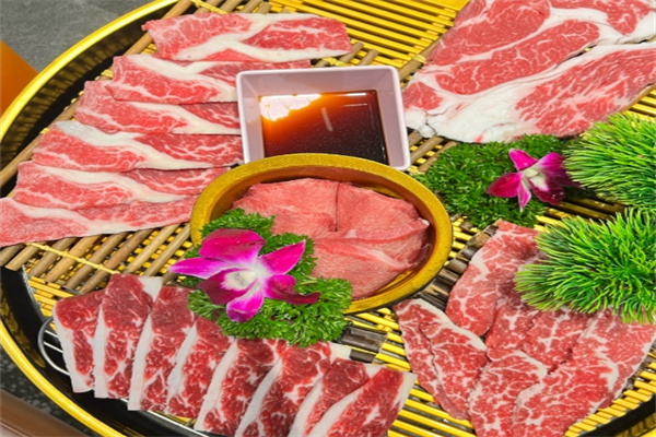 滋滋大片炭火烤肉加盟 滋滋大片炭火烤肉加盟