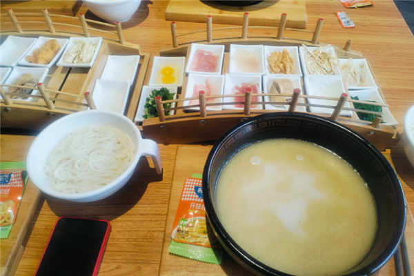 七里香过桥米线加盟