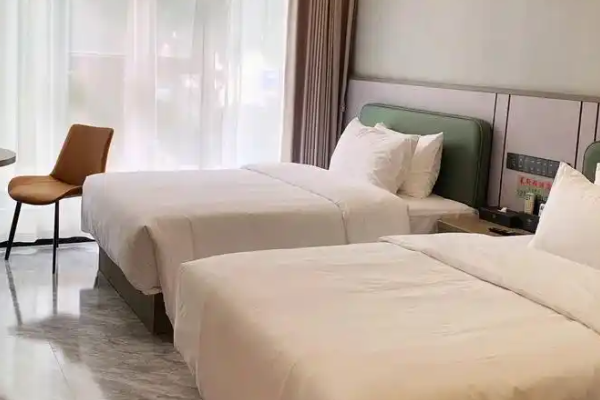 铂骊酒店 铂骊酒店