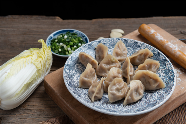 饺佼者手工现包水饺