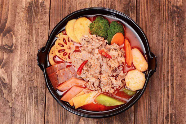 串串冷锅鱼冒菜馆