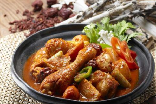 吉吉向上碳烤鸡肉煲