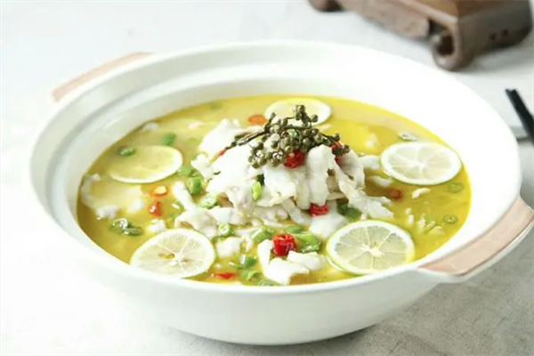 藤娇酸菜鱼 藤娇酸菜鱼