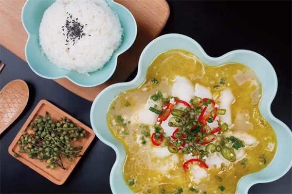 甏鱼煌酸菜鱼米饭 甏鱼煌酸菜鱼米饭