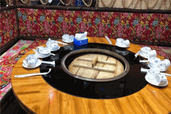 大嫂铁锅炖