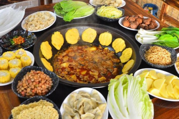 东北铁锅炖