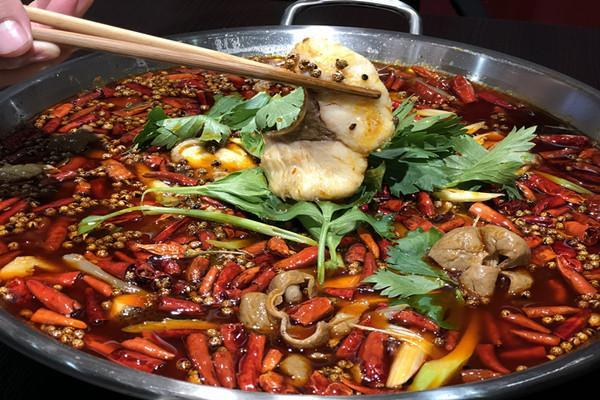 老哥们肥肠鱼 老哥们肥肠鱼