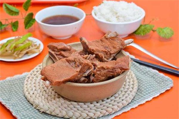 香飘飘排骨米饭