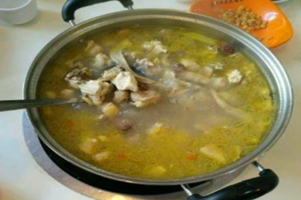 药膳光头鸡