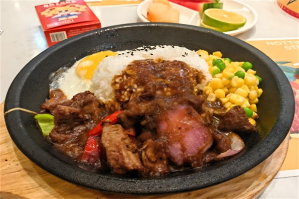 牛战将烧肉饭