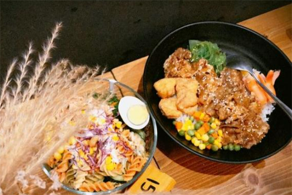 轻食萌语