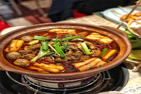 炭炉牛杂煲
