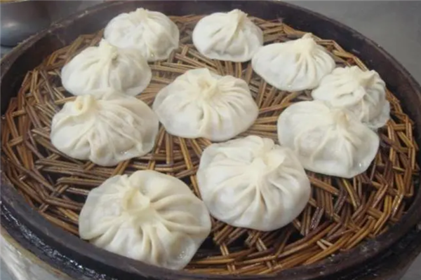 三鲜汤包