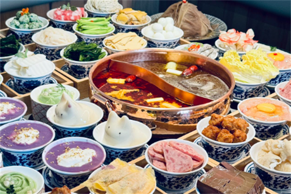 十盘九碗市井老火锅