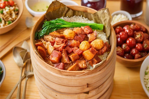 十八味蒸鲜焖肉饭 十八味蒸鲜焖肉饭