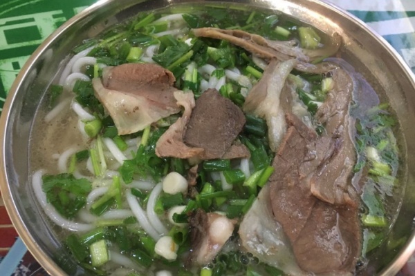 食里香羊肉米线 食里香羊肉米线